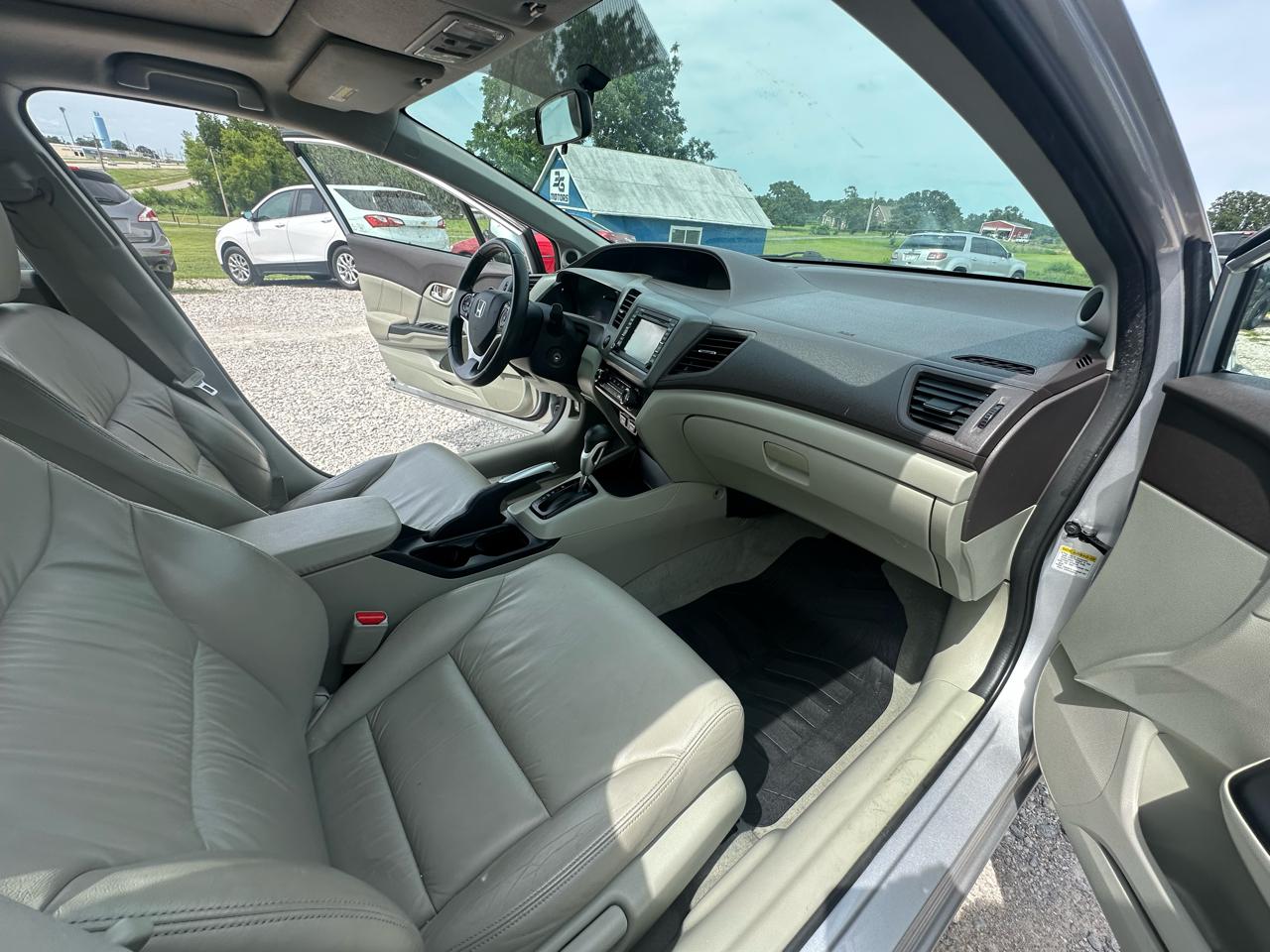 Honda Civic EX-L Sedan 5-Speed AT 2012