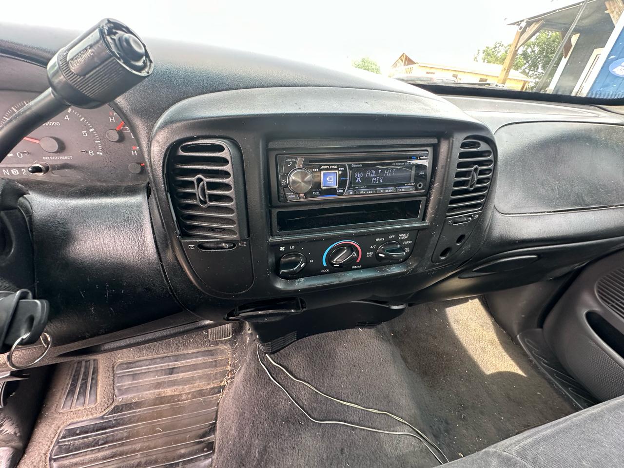 Ford F-150 Lariat SuperCab Long Bed 2WD 1999