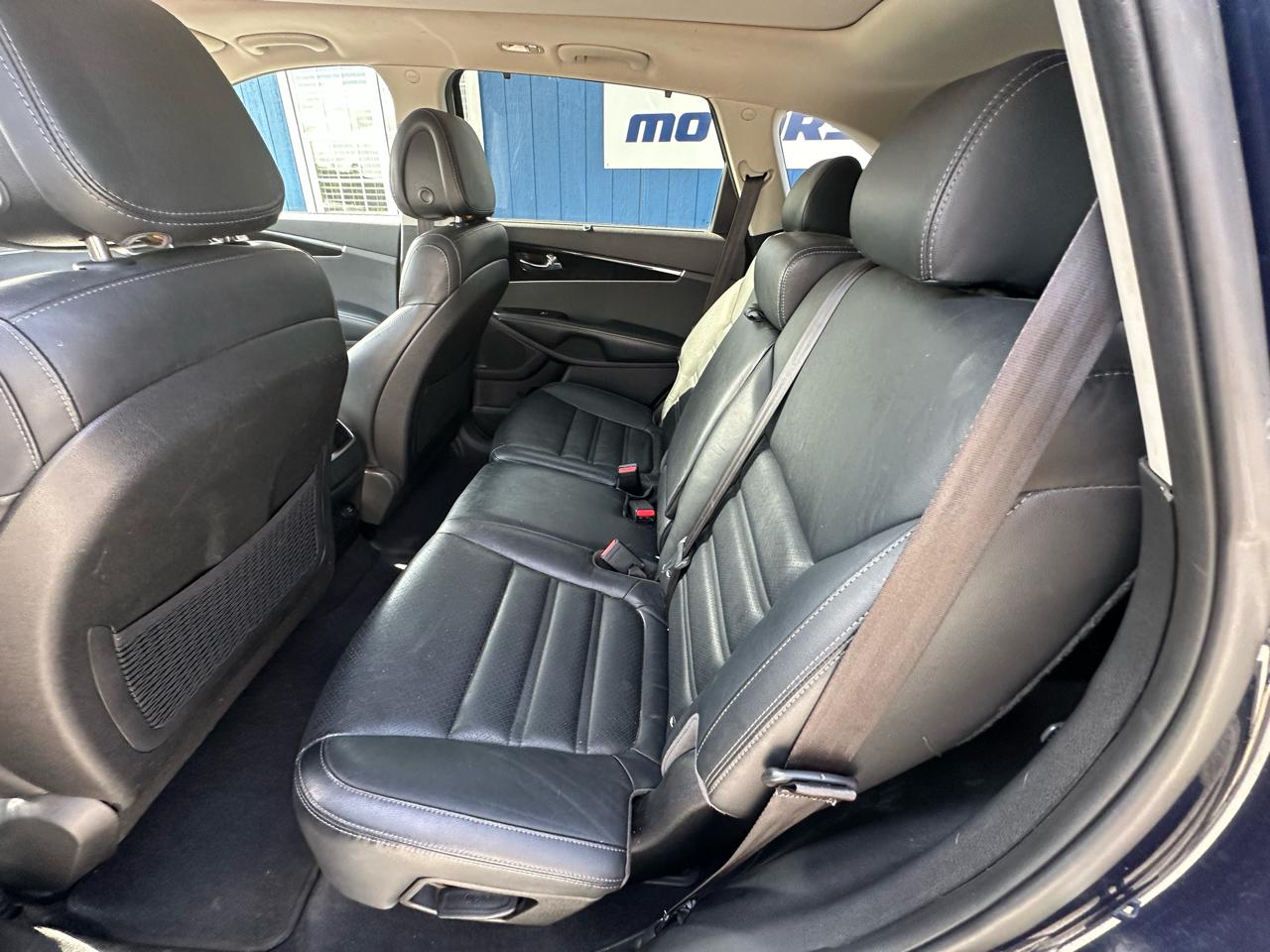 Kia Sorento EX V6 2WD 2016