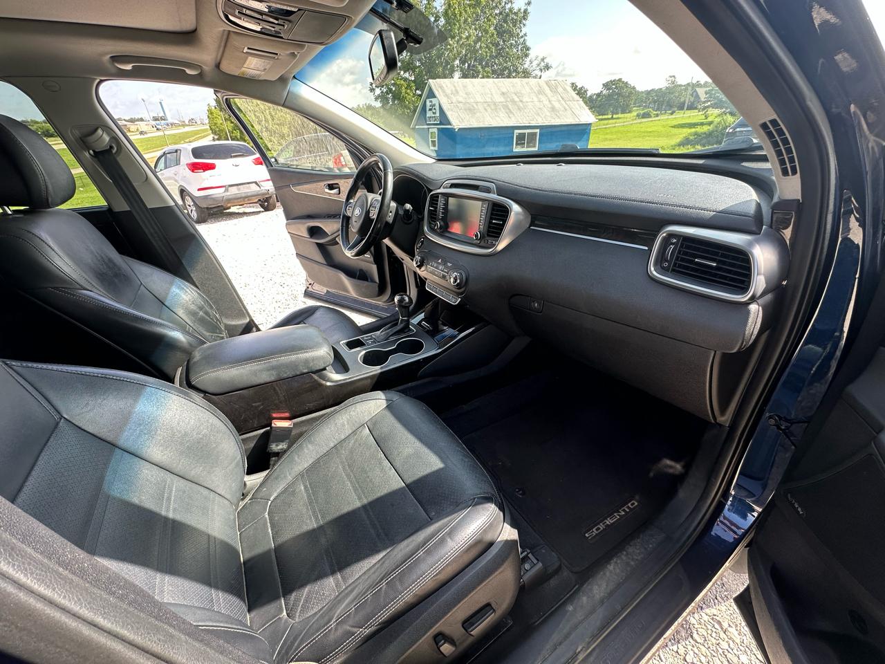 Kia Sorento EX V6 2WD 2016