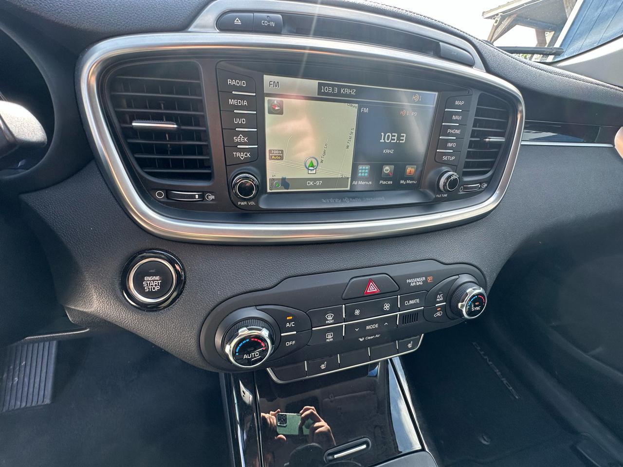 Kia Sorento EX V6 2WD 2016