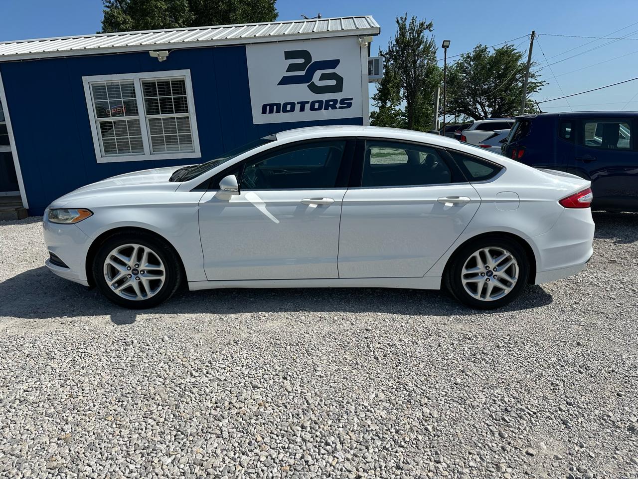 Ford Fusion SE 2015