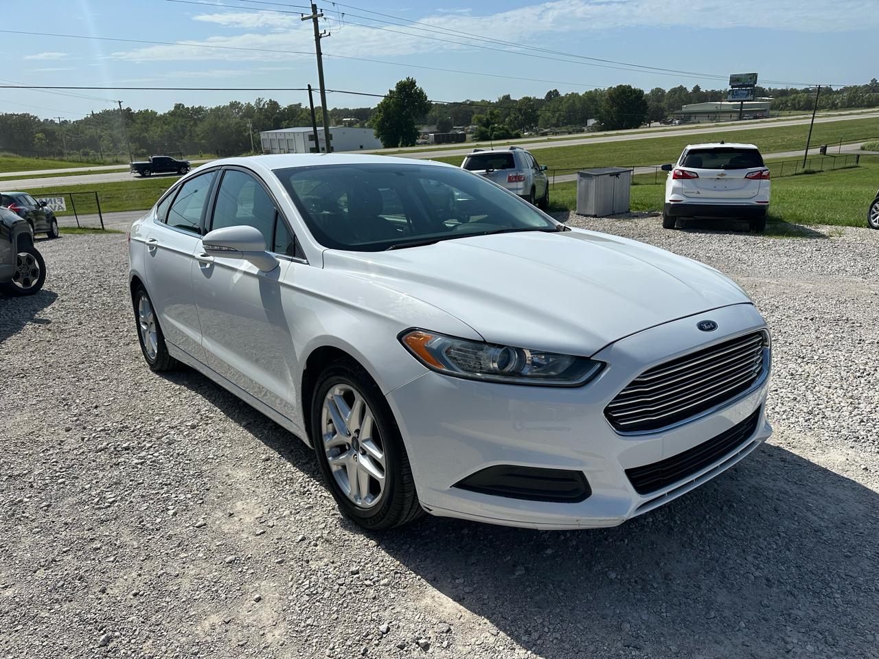 Ford Fusion SE 2015