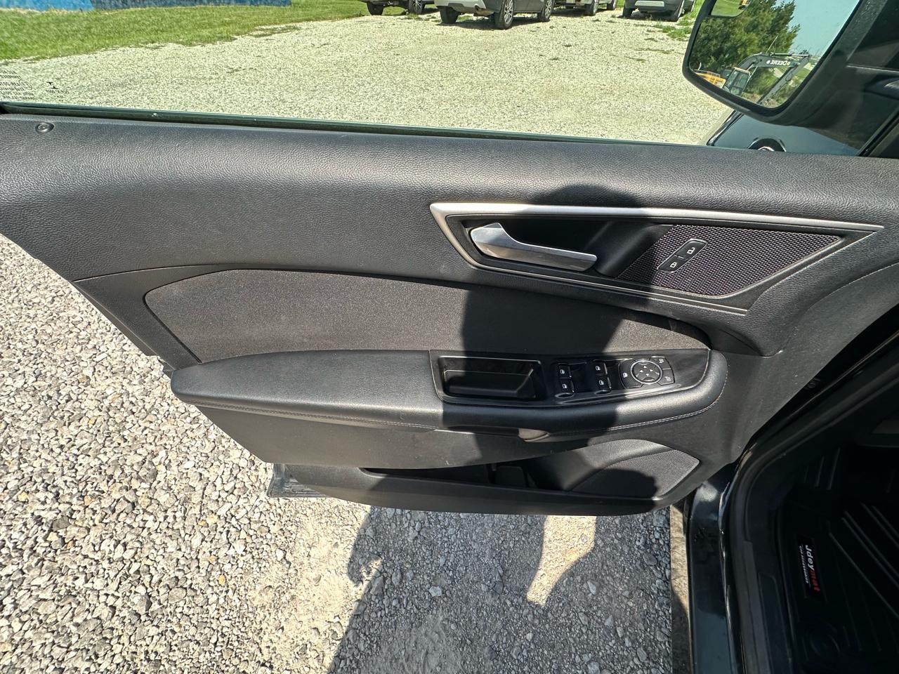 Ford Edge SEL FWD 2015