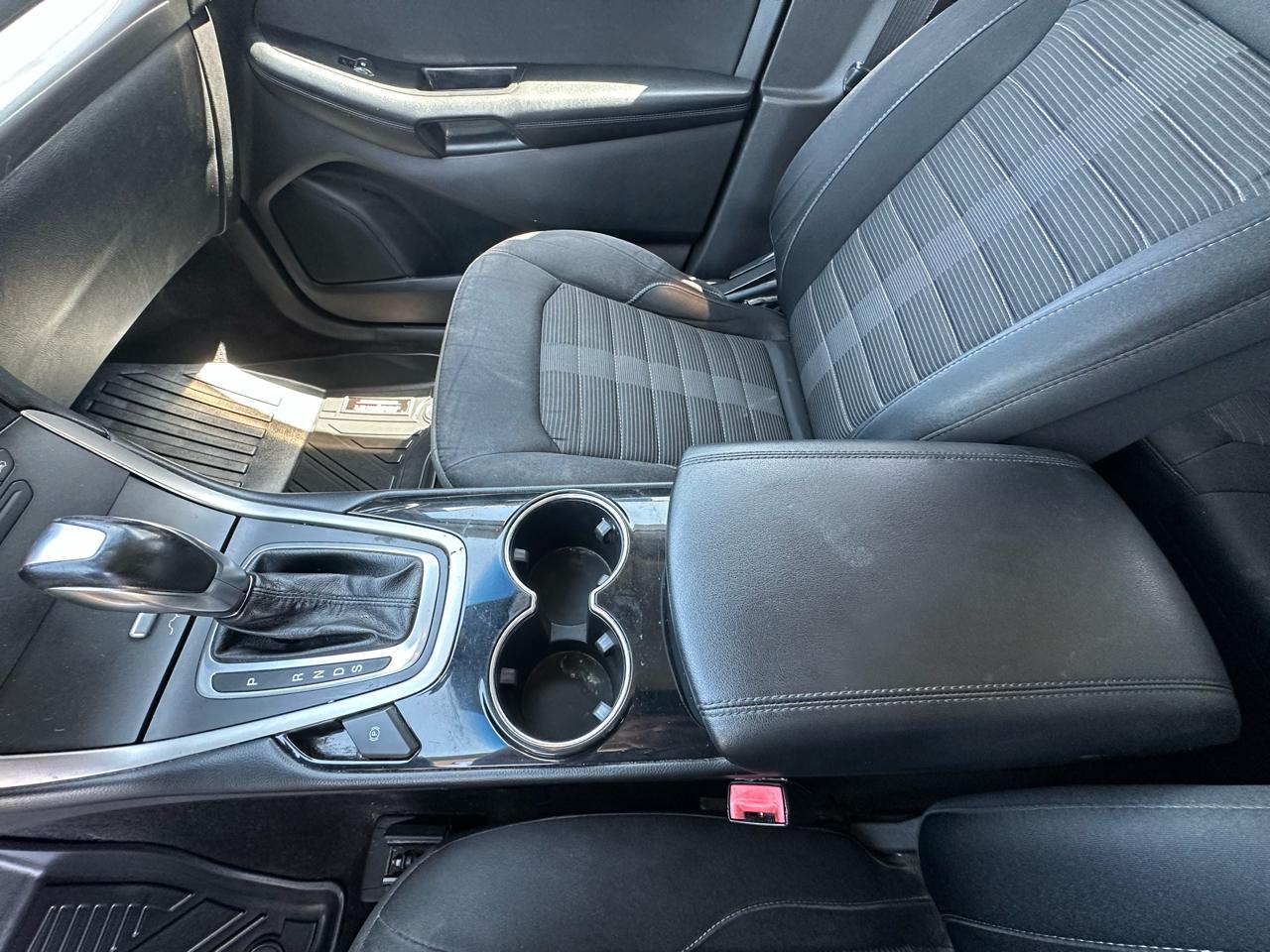 Ford Edge SEL FWD 2015