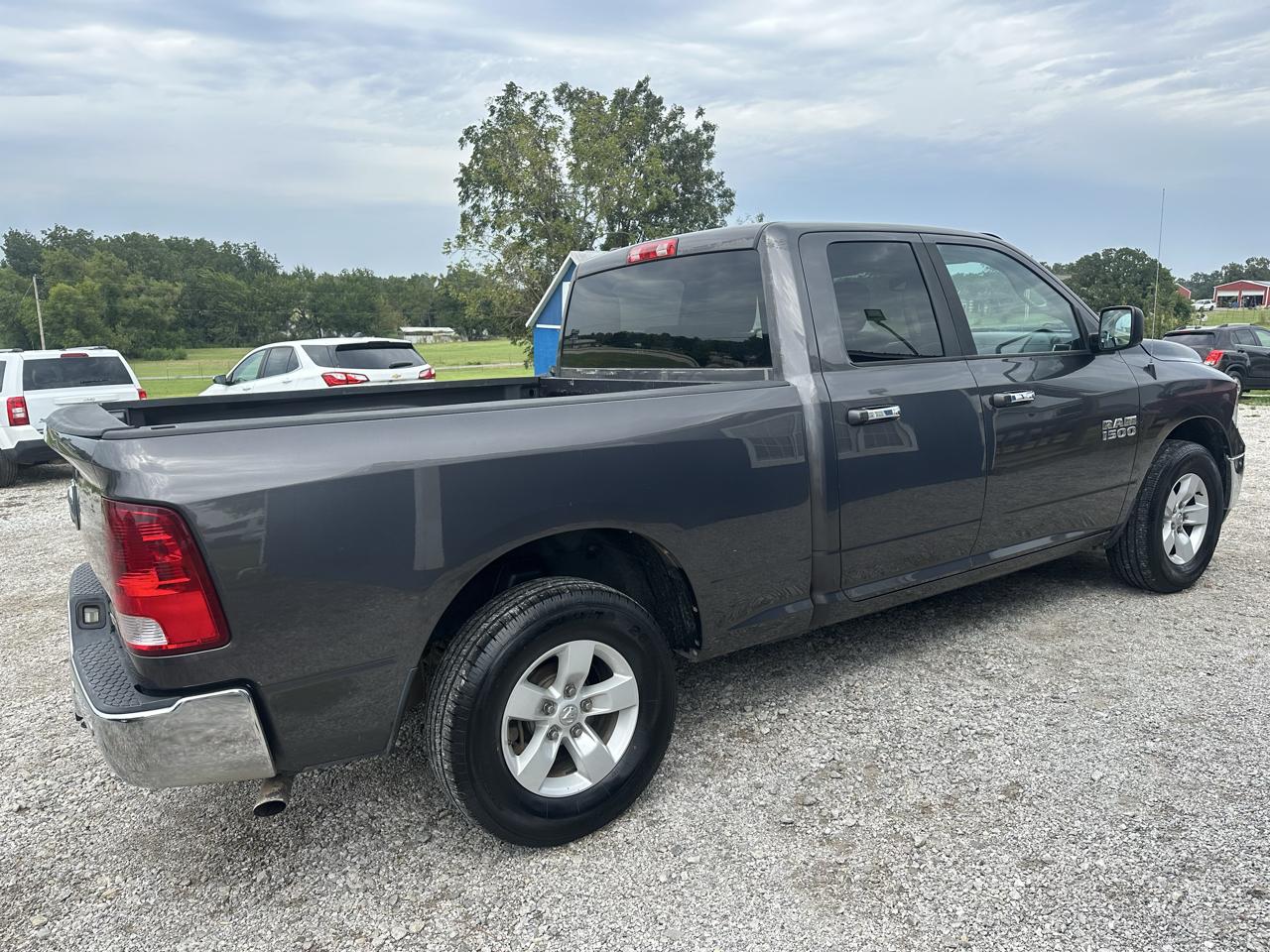 RAM 1500 SLT Quad Cab 2WD 2015