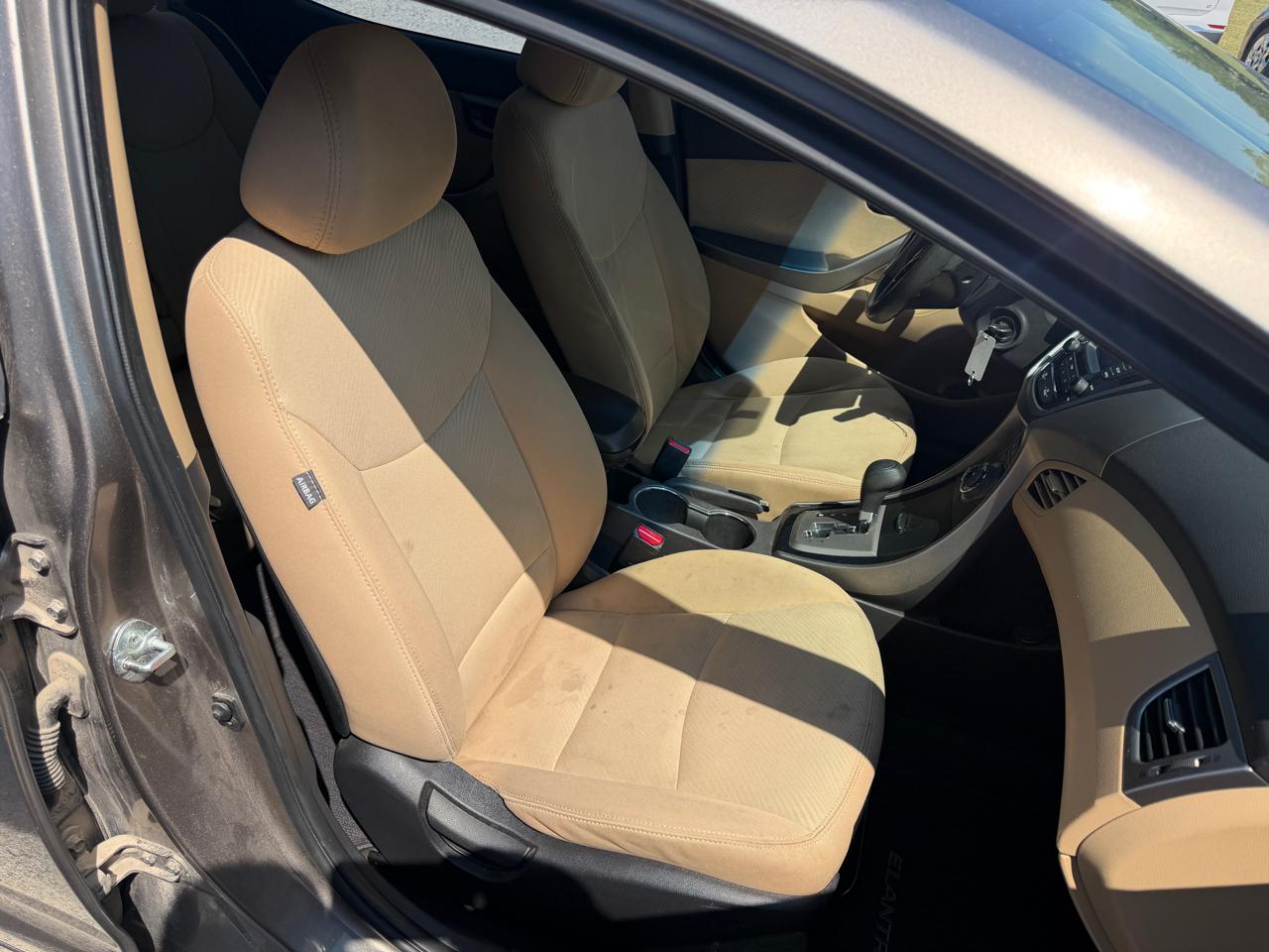 Hyundai Elantra Limited 2013