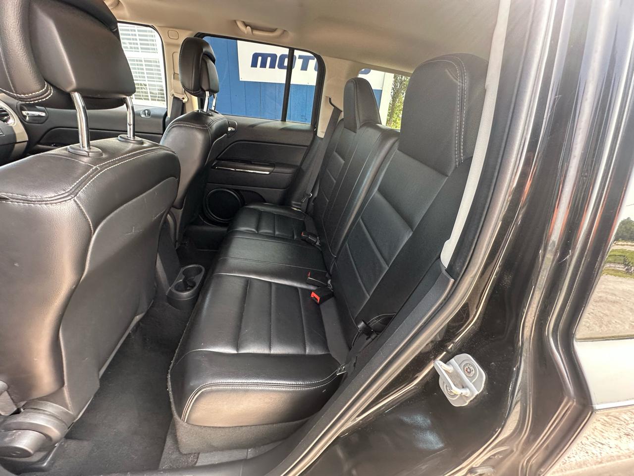 Jeep Patriot Latitude X 4WD 2011