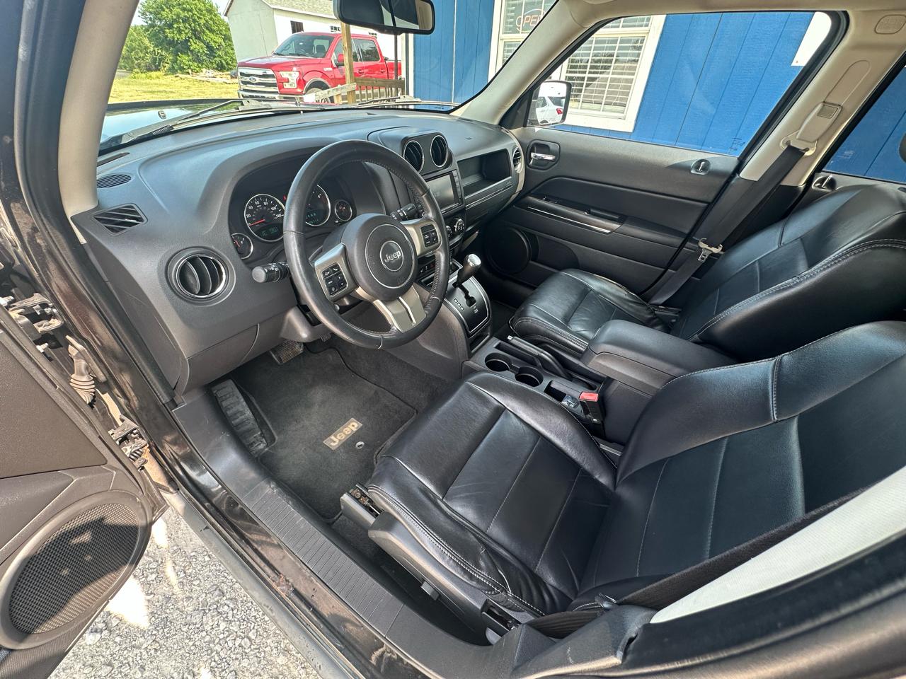Jeep Patriot Latitude X 4WD 2011