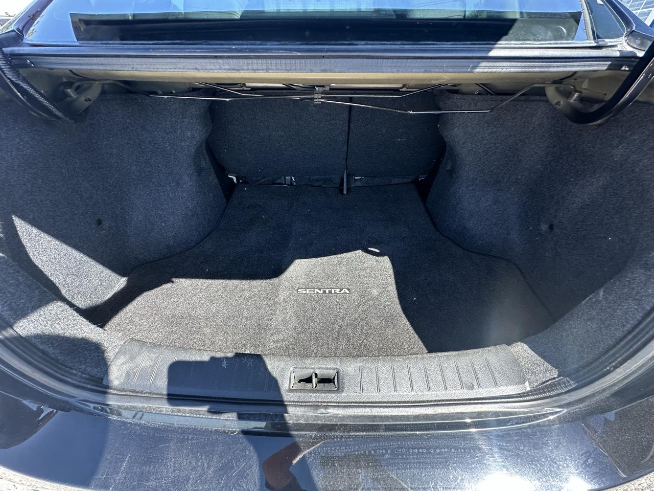 Nissan Sentra S CVT 2018