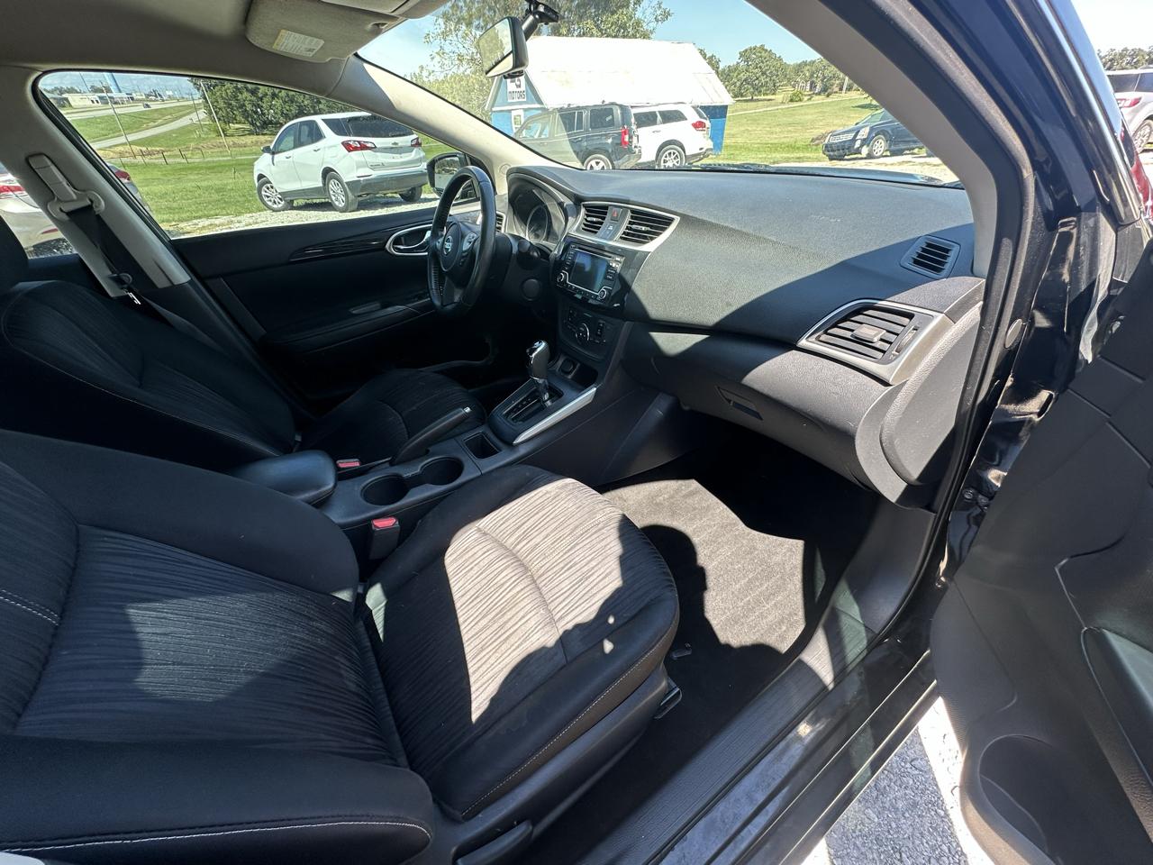 Nissan Sentra S CVT 2018
