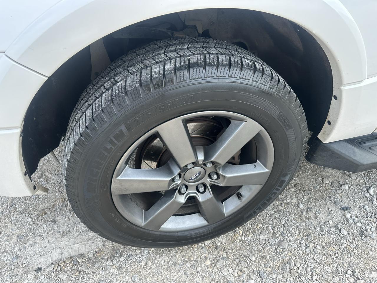 Ford Expedition XLT 2WD 2017