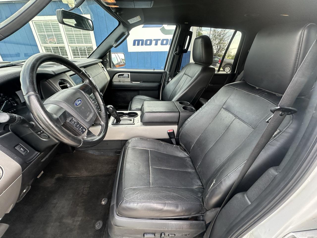 Ford Expedition XLT 2WD 2017