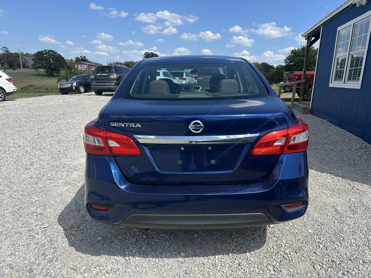 Nissan Sentra S CVT 2018