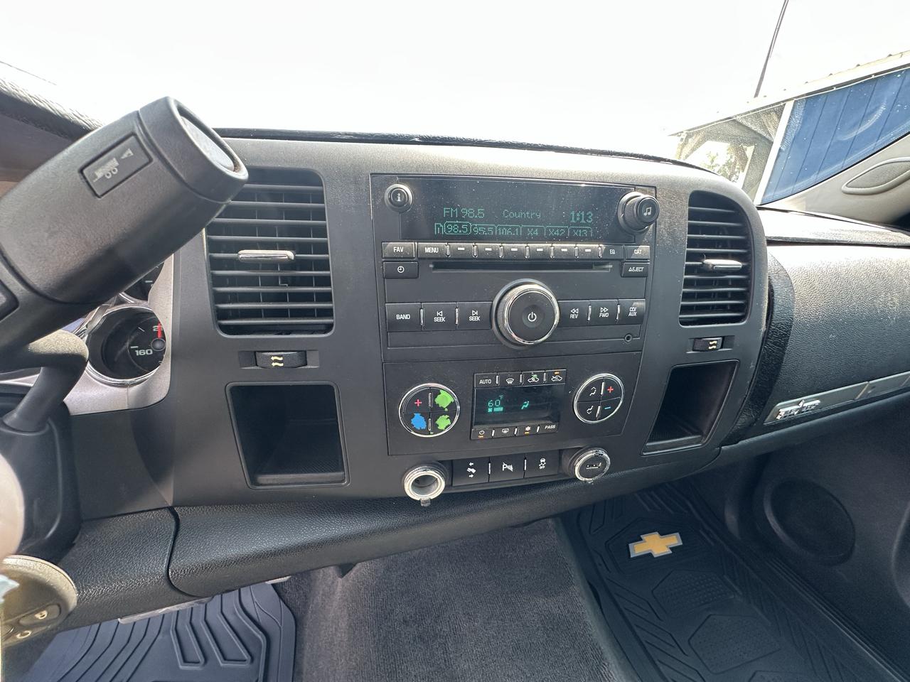Chevrolet Silverado 1500 LT Crew Cab 2WD 2012