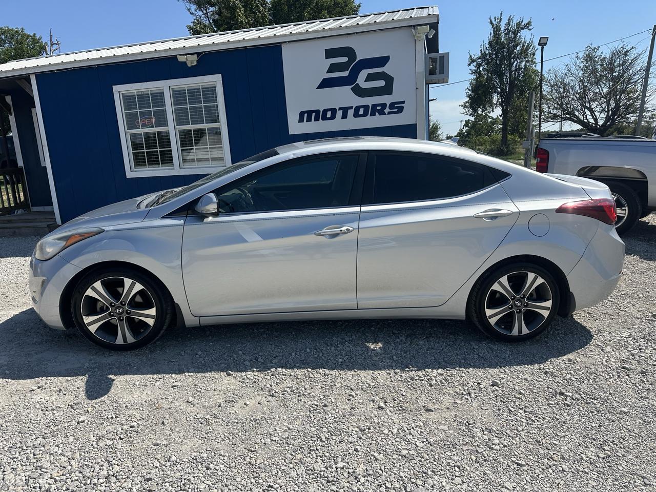 Hyundai Elantra SE 6AT 2015
