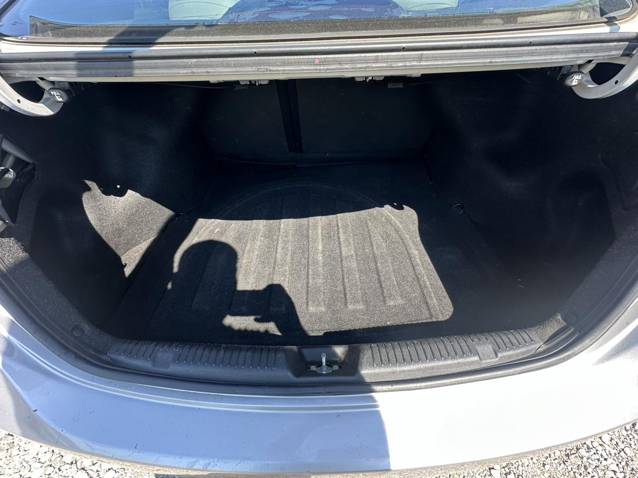 Hyundai Elantra SE 6AT 2015