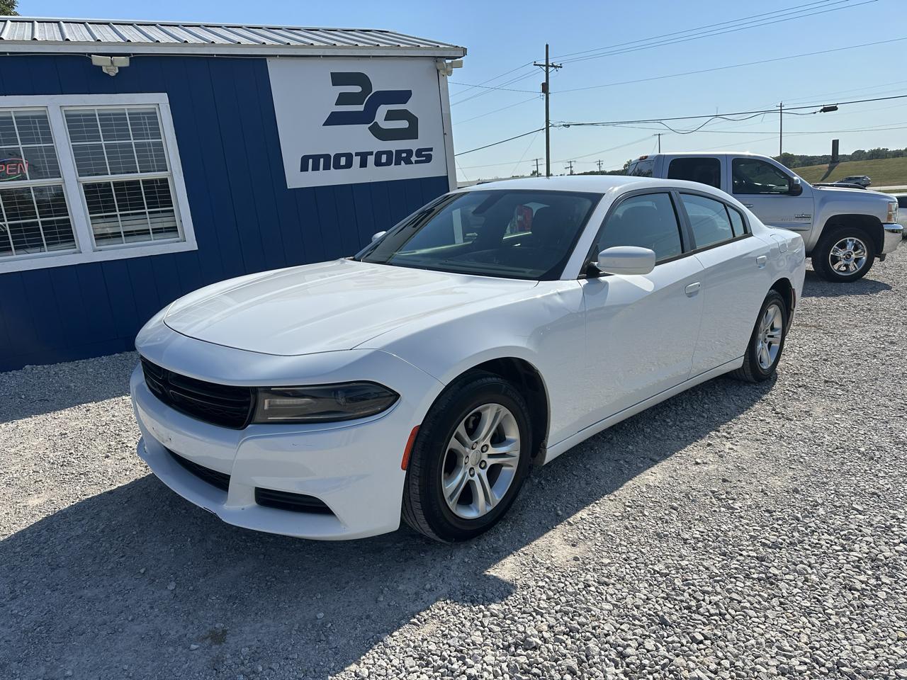 Dodge Charger SE 2015