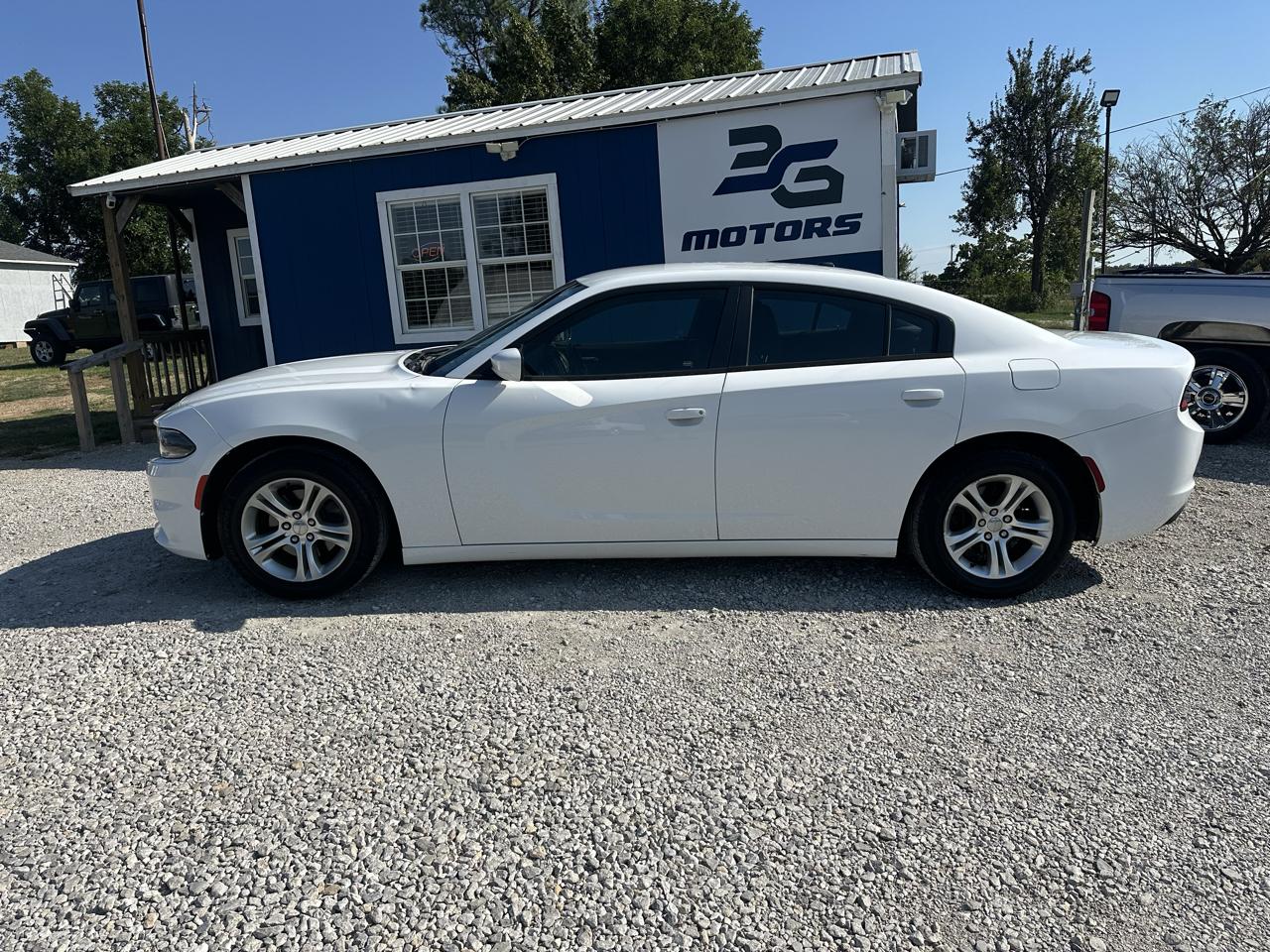 Dodge Charger SE 2015