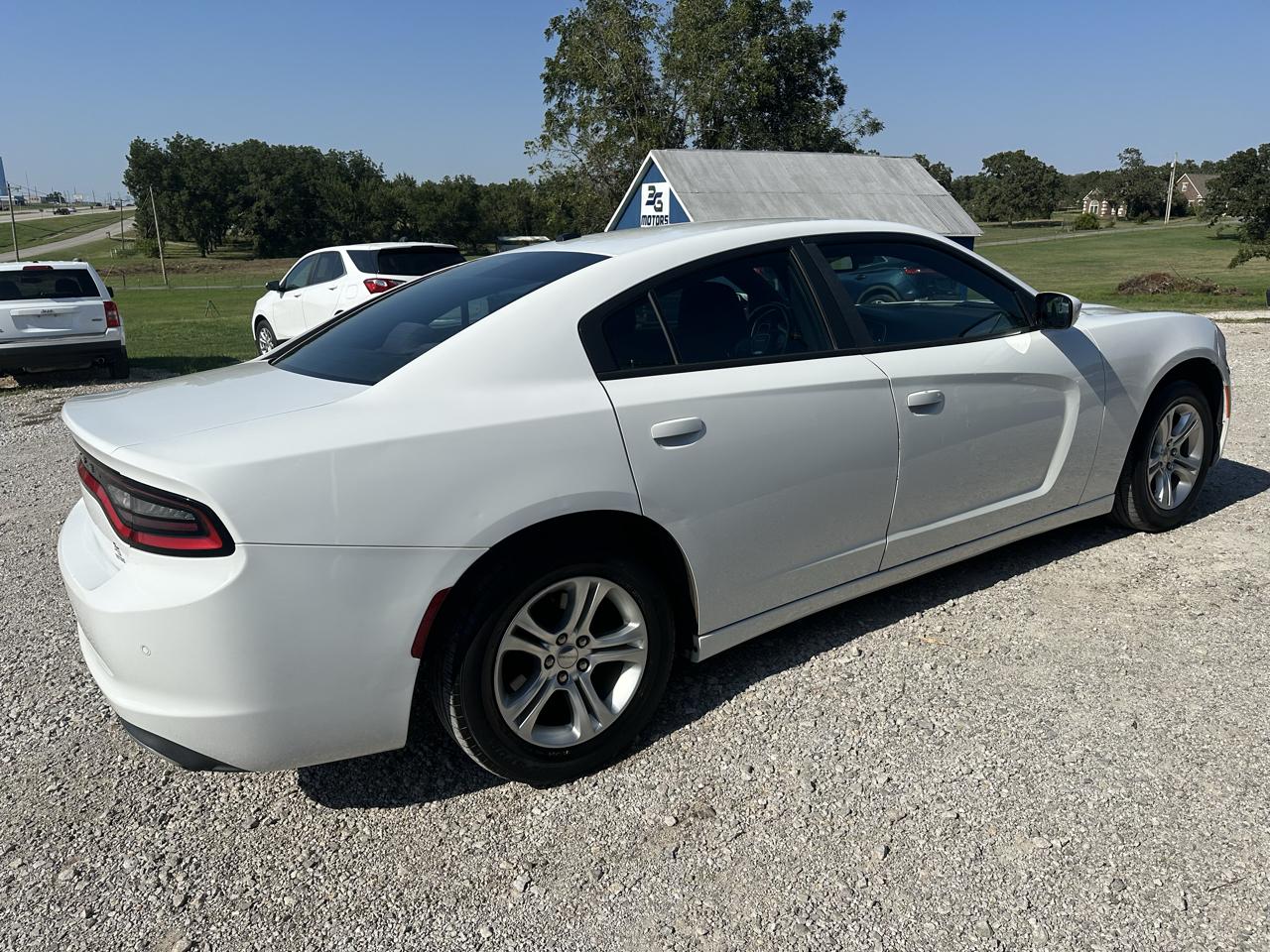Dodge Charger SE 2015