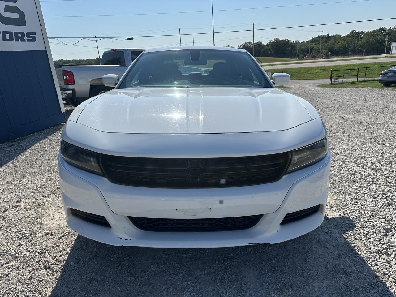 Dodge Charger SE 2015