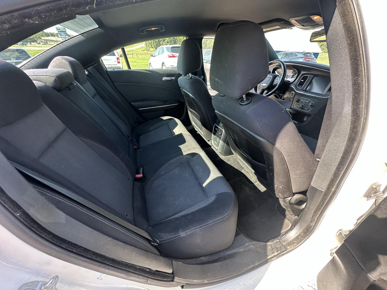 Dodge Charger SE 2015