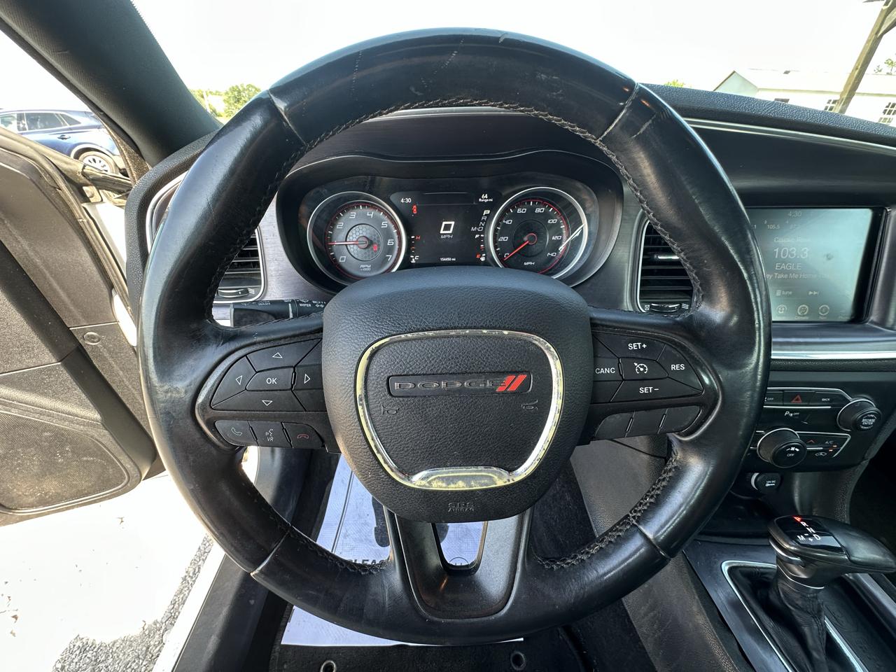 Dodge Charger SE 2015