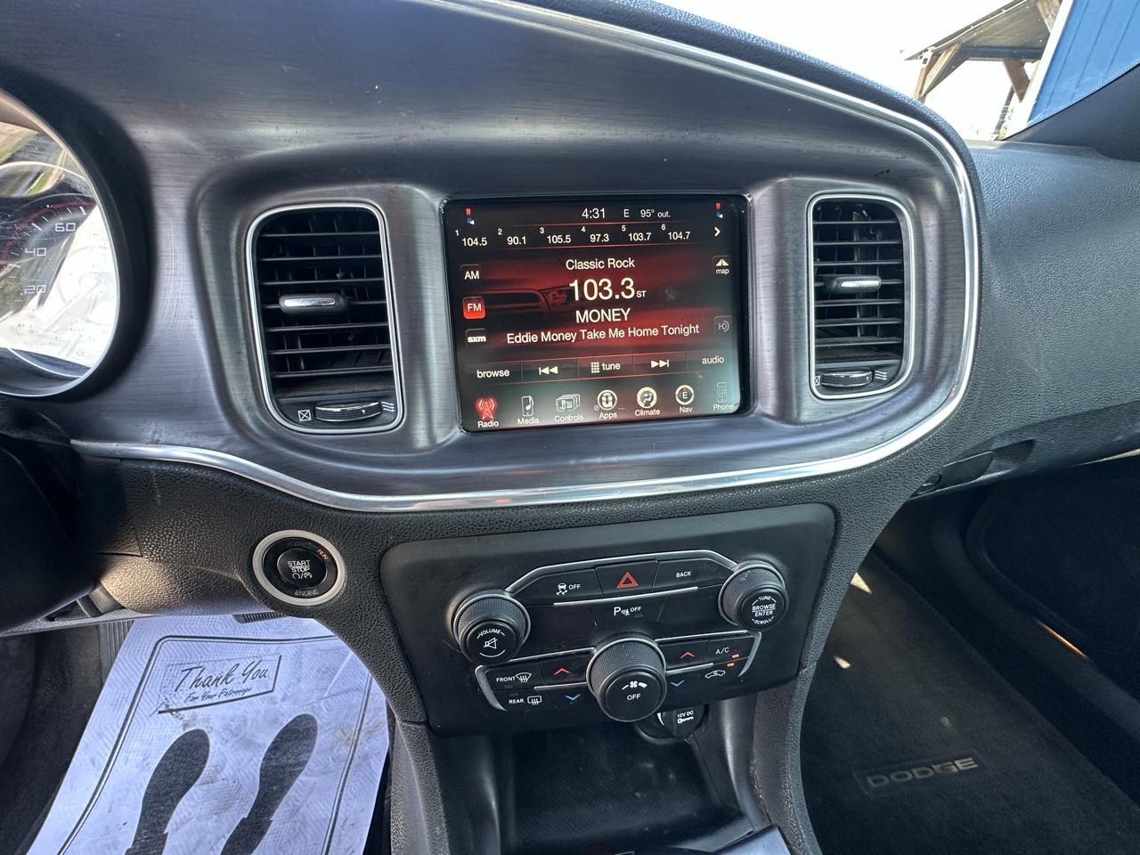 Dodge Charger SE 2015