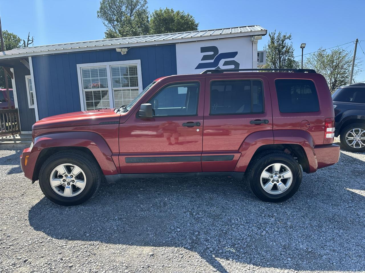 Jeep Liberty Sport 2WD 2012