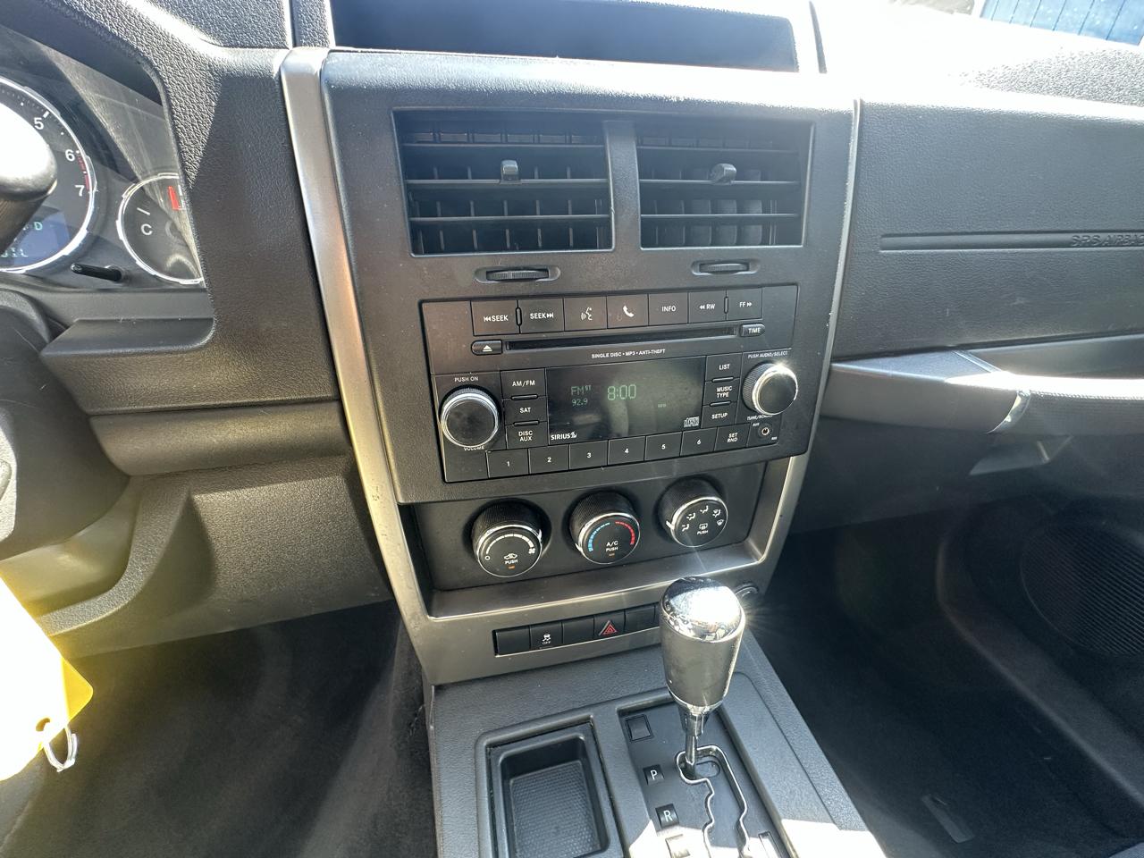 Jeep Liberty Sport 2WD 2012