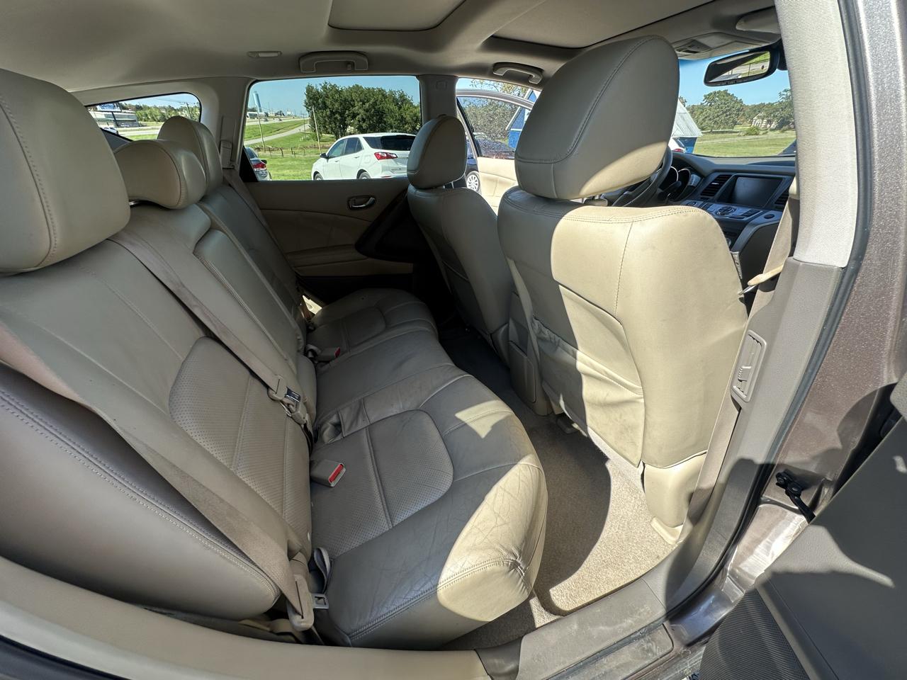 Nissan Murano Platinum 4D SUV FWD 2013