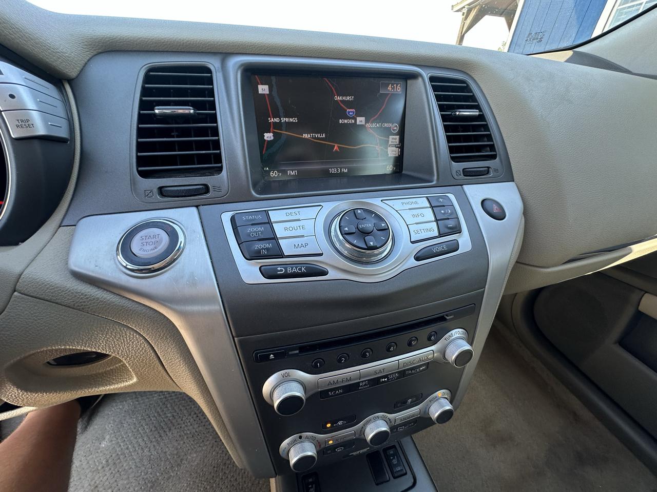 Nissan Murano Platinum 4D SUV FWD 2013