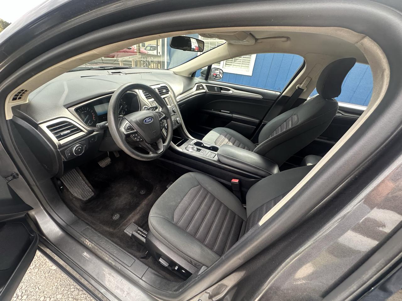 Ford Fusion SE 2018