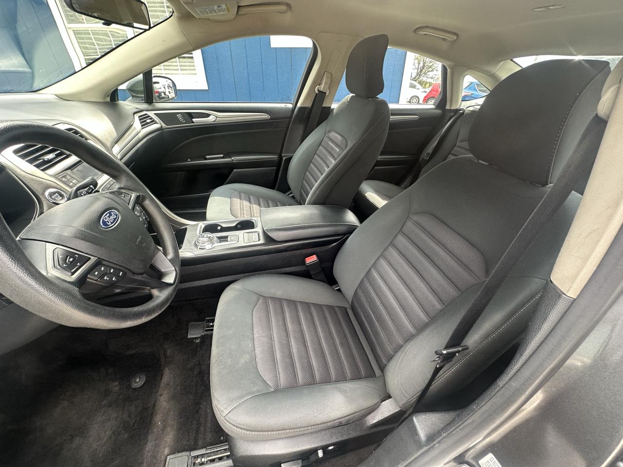 Ford Fusion SE 2018