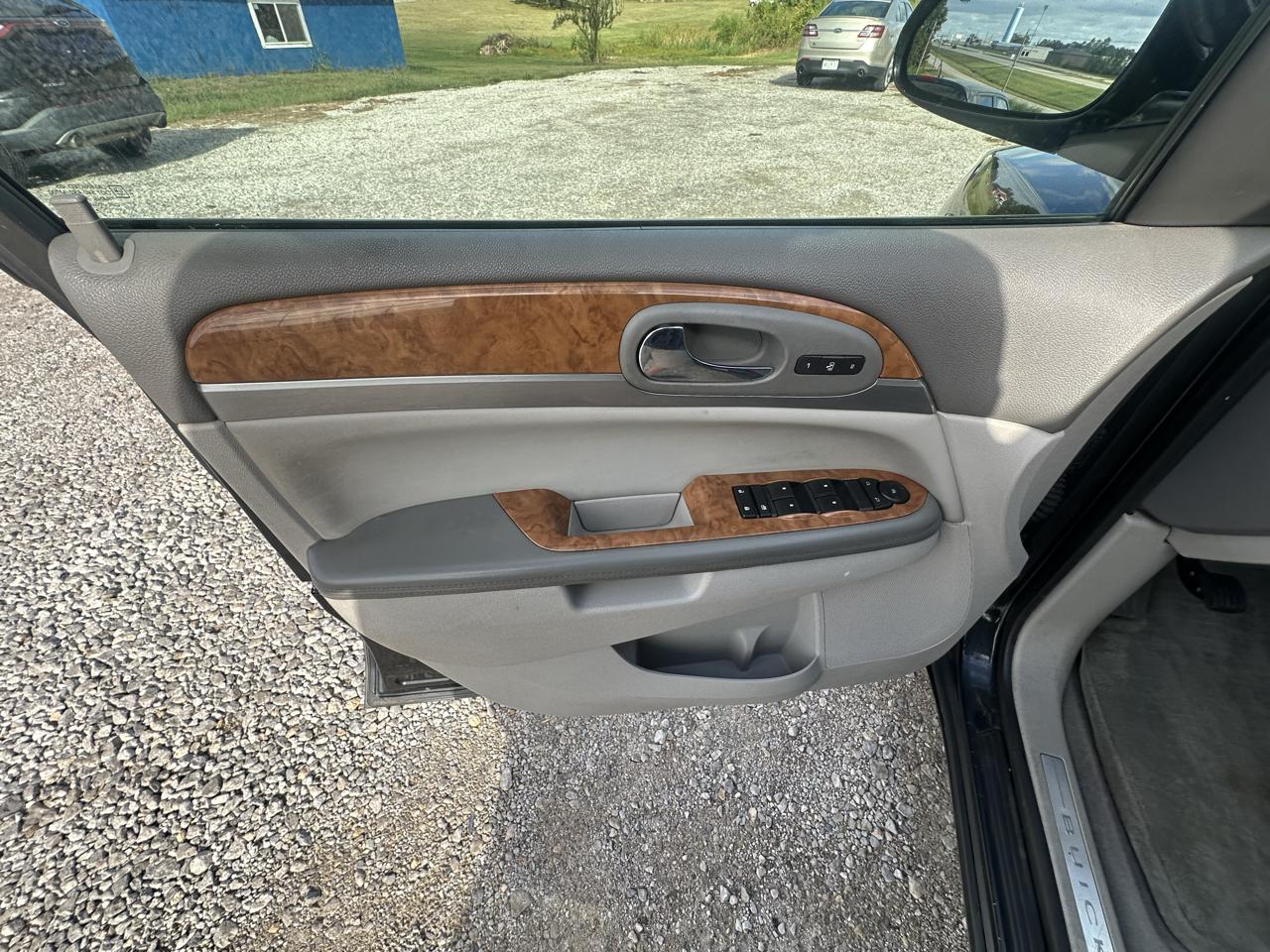 Buick Enclave Leather FWD 2012