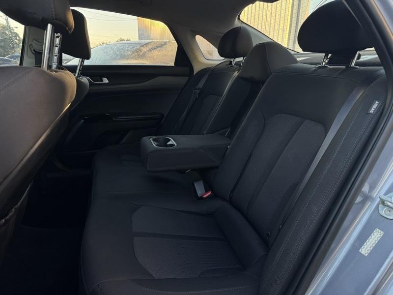 Kia K5 LXS 2021