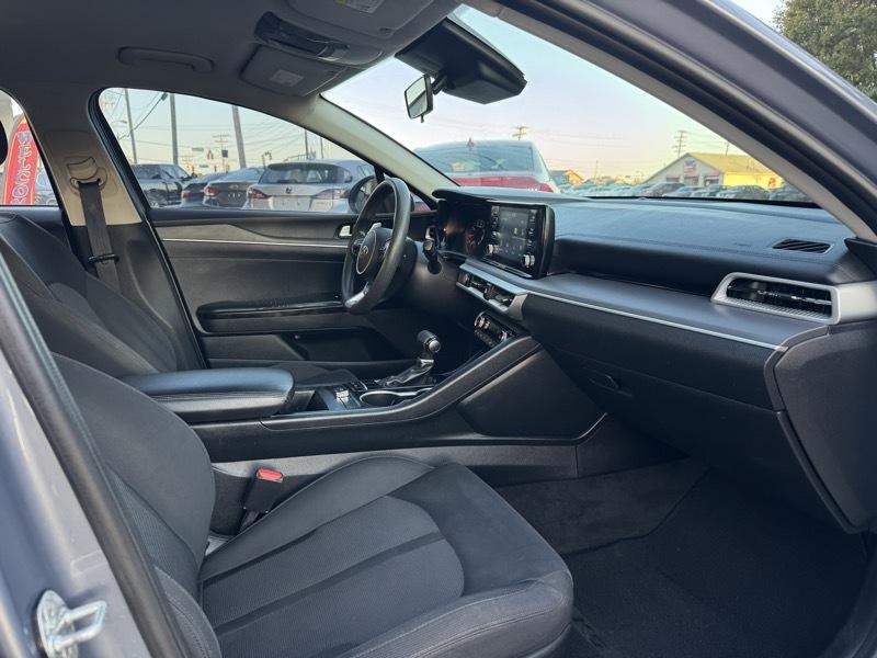 Kia K5 LXS 2021