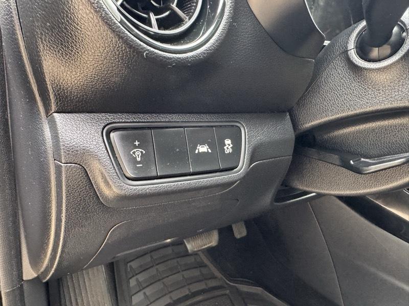 Kia Forte S 2019