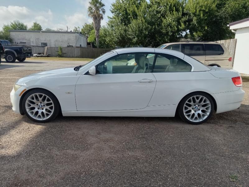 BMW 3-Series 328i Convertible 2010