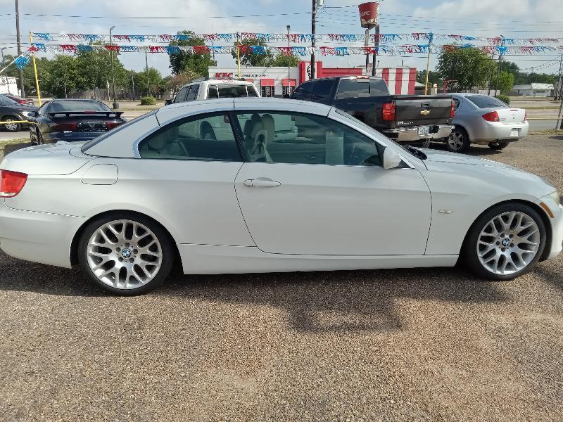 BMW 3-Series 328i Convertible 2010