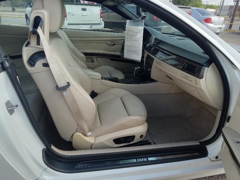 BMW 3-Series 328i Convertible 2010