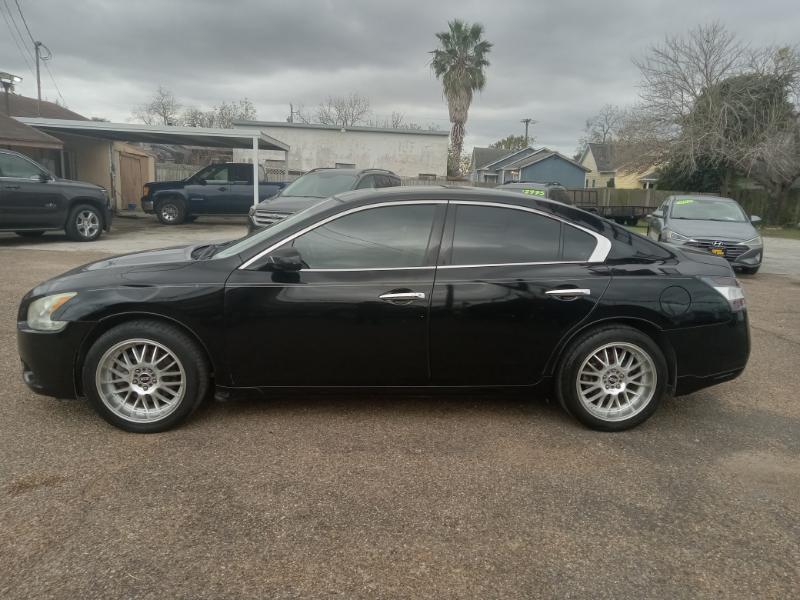 Nissan Maxima SV 2014