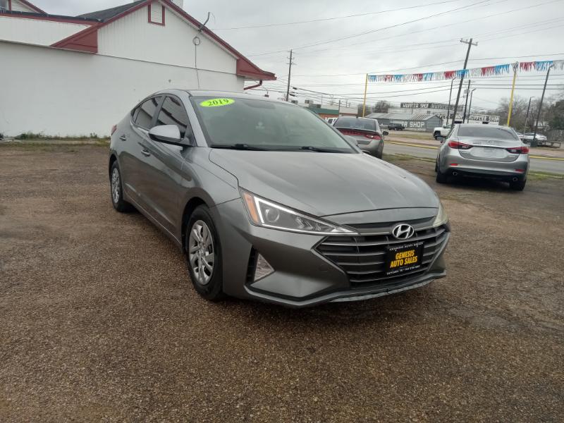 2019 Hyundai Elantra SE 6AT