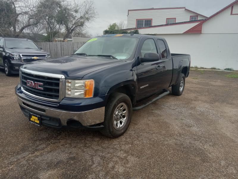 GMC Sierra 1500 SL Ext. Cab 2WD 2011