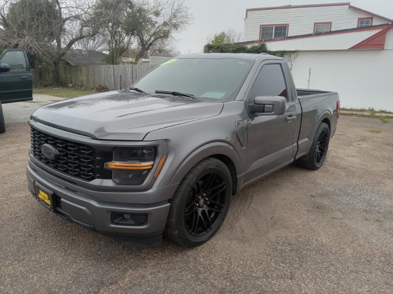 Ford F-150 XL 4WD 2024