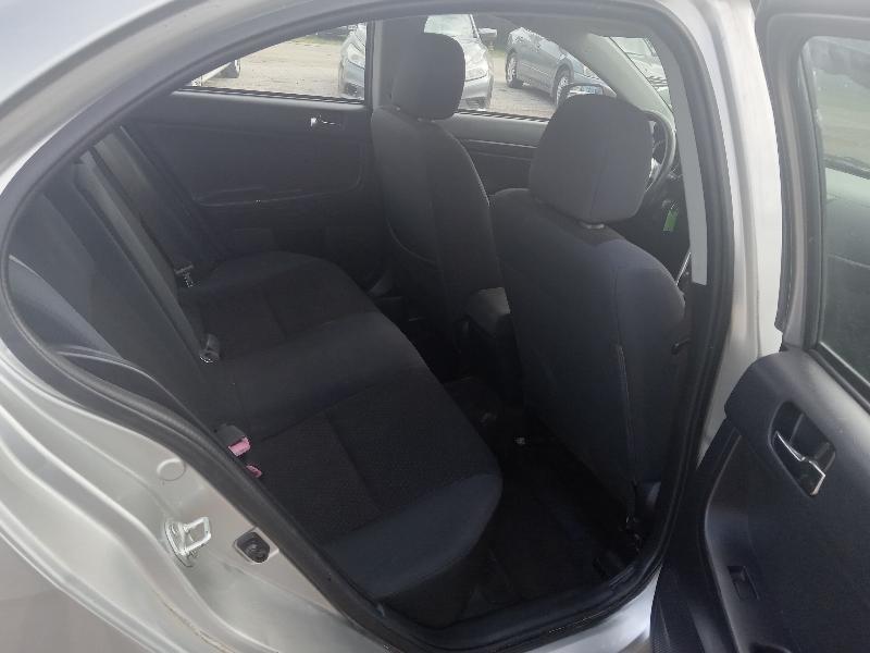 Mitsubishi Lancer ES 5M 2016