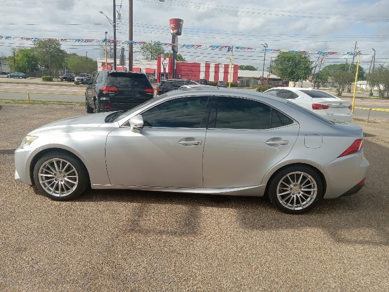 Lexus IS 300 AWD 2016