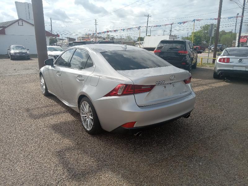 Lexus IS 300 AWD 2016