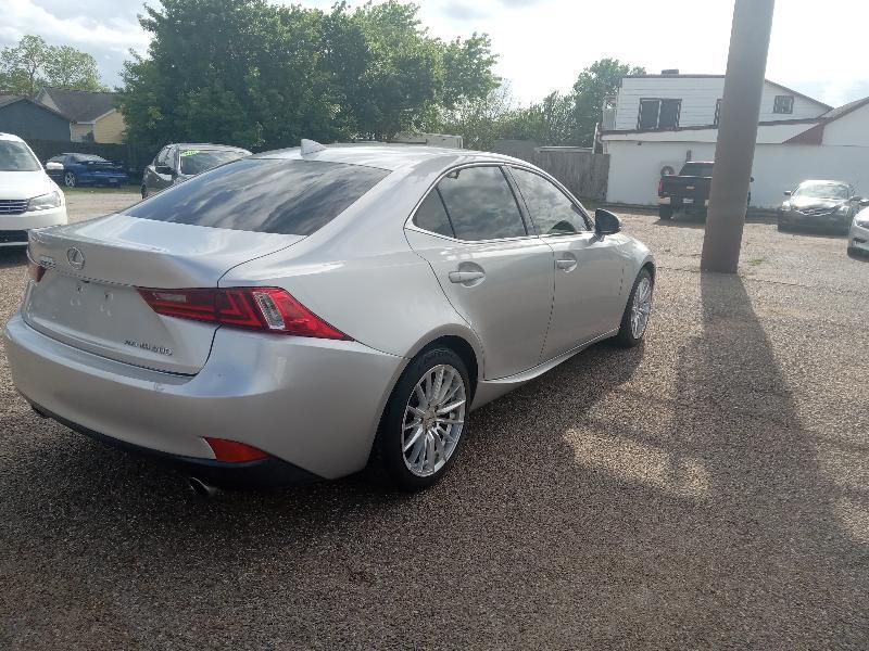 Lexus IS 300 AWD 2016