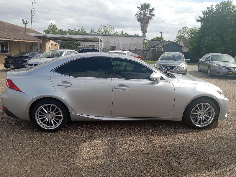 Lexus IS 300 AWD 2016